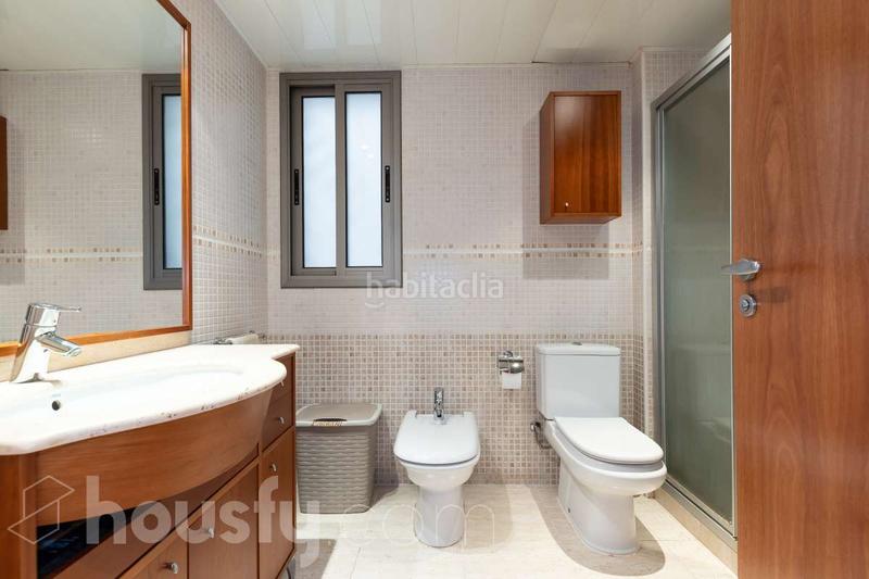 Foto c2576ce6-18eb-4ac7-8496-598857c3b9ee. Zweistöckige wohnung in carrer de barcelona . in Centre Torredembarra