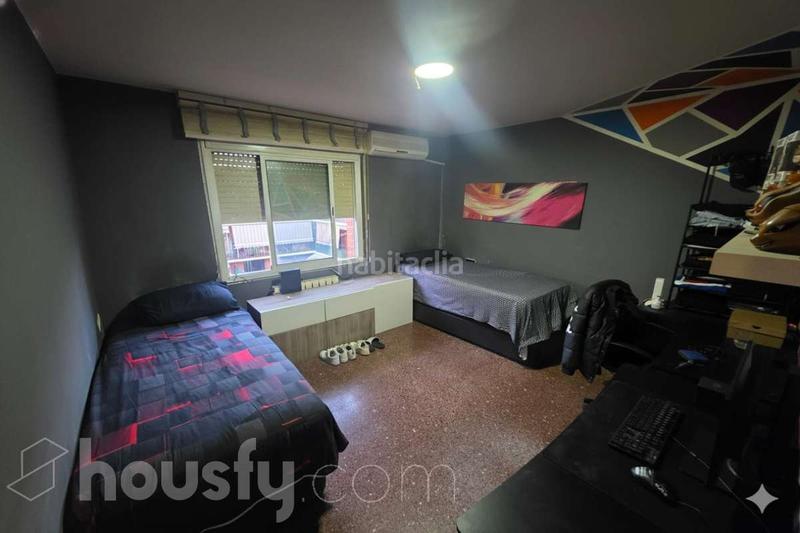 Foto bd93a42a-c9ae-4f35-8fd1-056b36b19146. Flat in av barcelona . in Santa Perpètua de Mogoda