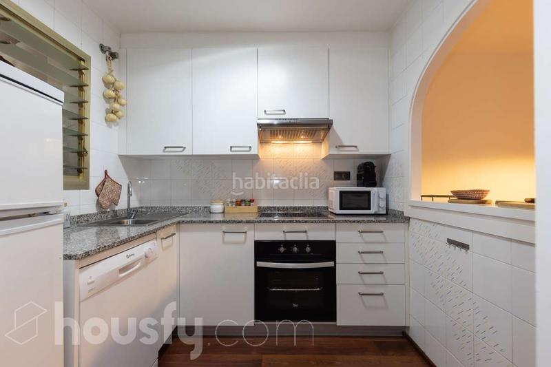 Foto ecb7c47d-fdde-4bdb-a1ce-984a90e29336. Appartement dans carrer de la baixada platja cristall . dans Miami Platja