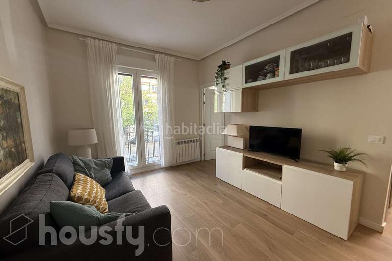 Foto c0590cae-379a-4354-a65d-23d58d4d2a79. Affitto appartamento in calle del alcalde sainz de baranda . in Madrid
