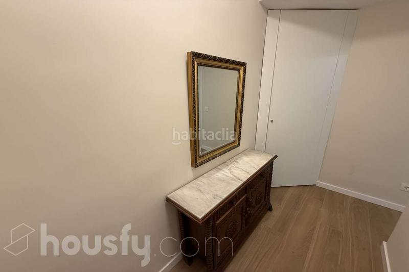 Foto 2d3a9724-8323-470d-bdef-0f8f2086e6ec. Miete etagenwohnung in calle del alcalde sainz de baranda . in Madrid