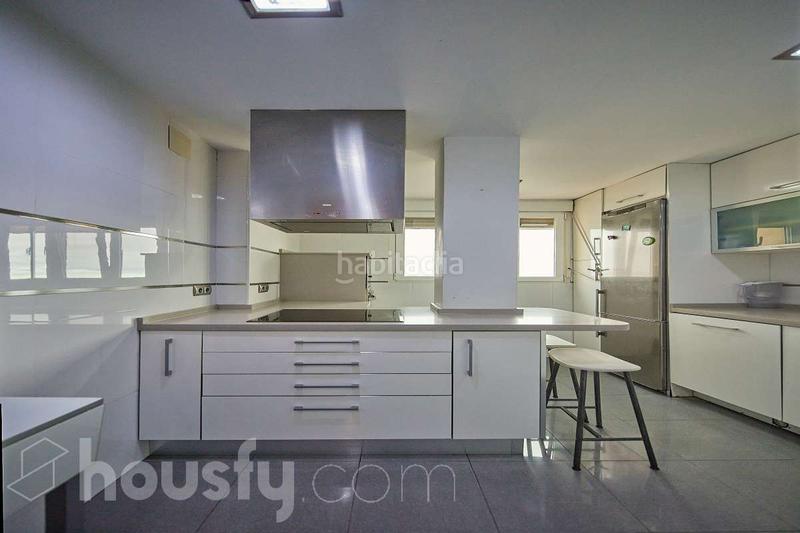 Foto 1b9fde5b-8b9a-4551-8507-b116f93b90c2. Etagenwohnung in av reyes catolicos . in Centro Ciudad San Fernando