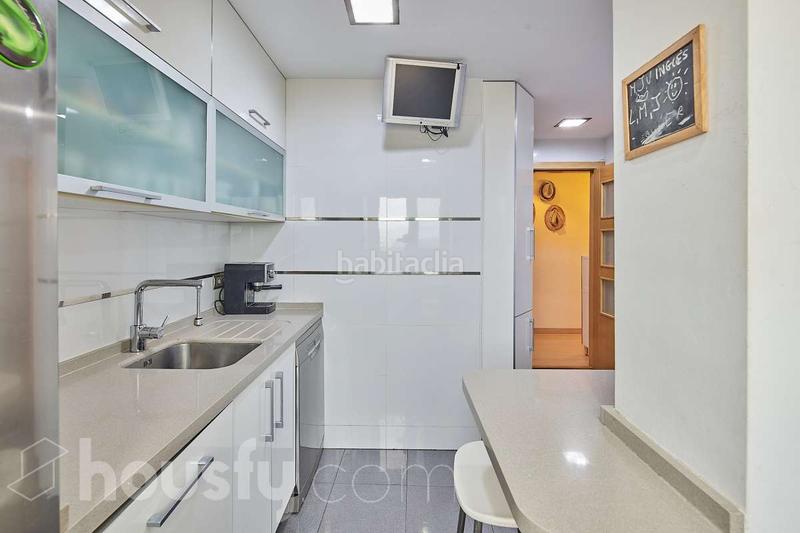 Foto fc91efee-8812-45a0-bedc-8cabc5bbc04f. Etagenwohnung in av reyes catolicos . in Centro Ciudad San Fernando