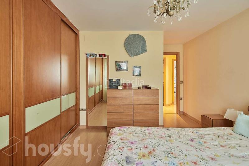 Foto dc603940-853a-4b3a-a088-1bb5d342b1e1. Flat in av reyes catolicos . in Centro Ciudad San Fernando