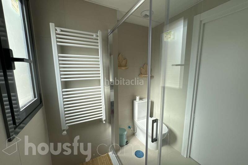 Foto 8ce83c64-d24a-4848-a82d-59c32d62f557. Location appartement dans calle francisco antón . dans Alcalá de Henares