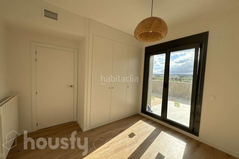 Foto 7350466c-f6da-492d-8d3b-2ff43c7c8068. Rent flat in calle francisco antón . in La Garena Alcalá de Henares