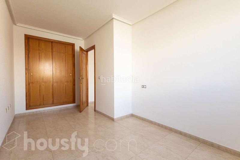 Foto e0afc01f-23eb-4a36-8533-14380eadebd6. Piso en cl loma la . en Antonio Machado Torrevieja