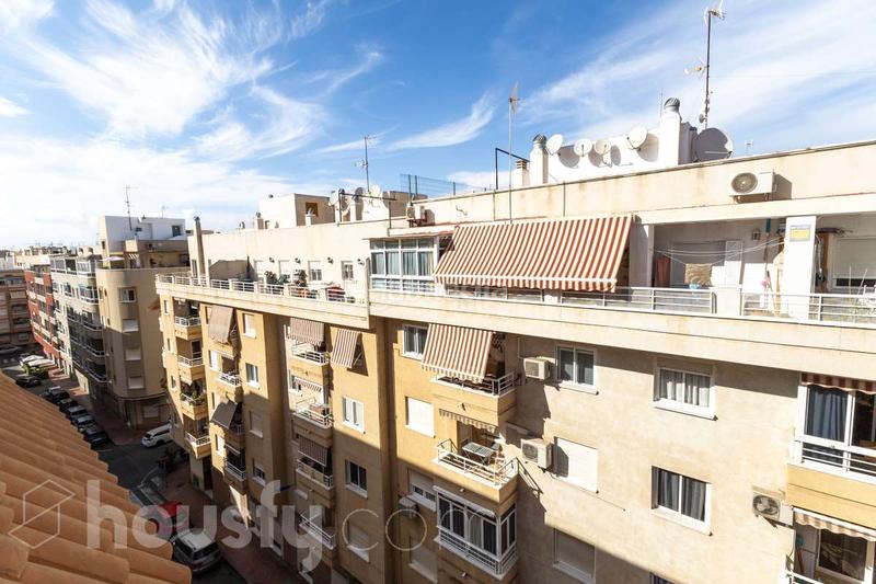 Foto e2c5b8b8-f1d4-4dfa-9493-b25e87c597d6. Piso en cl loma la . en Antonio Machado Torrevieja