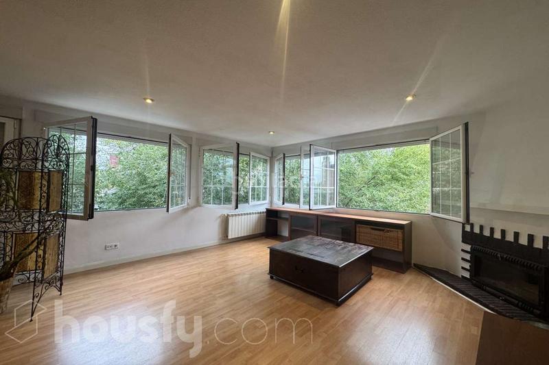 Foto 700b7728-5011-418c-9e14-54aec197b1ce. Rent flat in calle canoa . in Alameda de Osuna Madrid