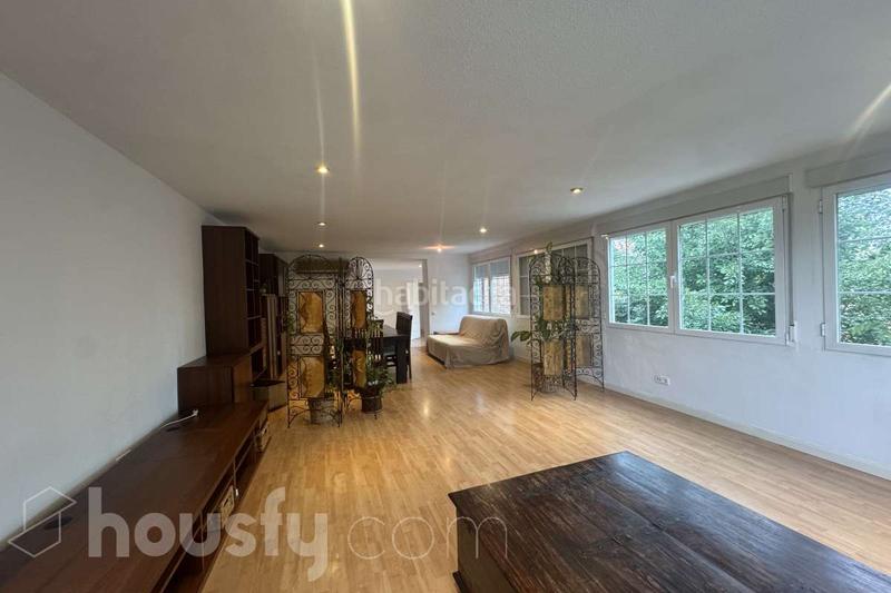 Foto b60f7112-eb69-4b29-85d2-7164c29d2a50. Rent flat in calle canoa . in Alameda de Osuna Madrid