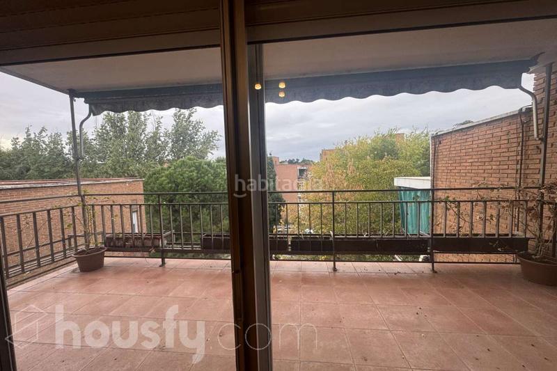 Foto 4ccd2524-a6a4-4f5e-9d78-7c793655418e. Lloguer pis a calle canoa . a Alameda de Osuna Madrid