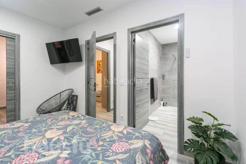 Foto 0741a66b-89a6-4788-8c73-ee826aa79bd8. Casa a carrer de valència . a Vallirana