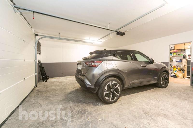 Foto 397d1c15-80ea-4b67-8620-d18b65cecfdf. Casa a carrer de valència . a Vallirana