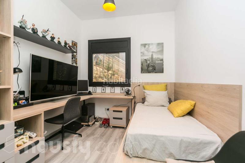 Foto 88842f42-9298-48f0-85eb-1410e092a3d7. Casa a carrer de valència . a Vallirana