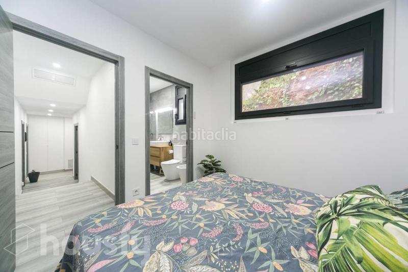 Foto bbd080fe-6bbc-4604-b640-d0a84276487f. Casa a carrer de valència . a Vallirana