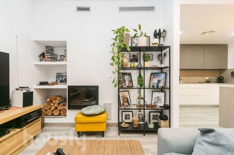 Foto efd1a2fc-07cc-4fc1-a574-ef9f03c6efba. Casa a carrer de valència . a Vallirana