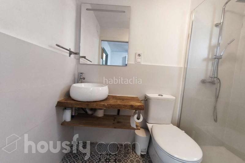 Foto ec5bc4ee-d470-4ba3-a79e-114d518aa2ab. Alquiler piso en calle falcinelo . en Puerta Bonita Madrid