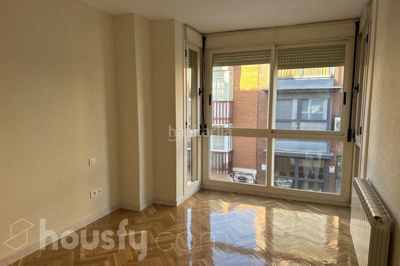 Foto 904b881b-ab98-4253-9297-1d94db378f60. Location appartement dans calle la coruña . dans Las Dehesillas-Vereda de los Estudiantes Leganés