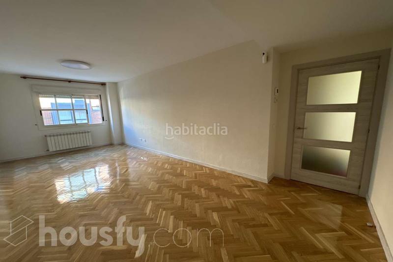 Foto 1f3e089a-78ef-4b48-91f3-68529e4e8de2. Alquiler piso en calle la coruña . en Las Dehesillas-Vereda de los Estudiantes Leganés