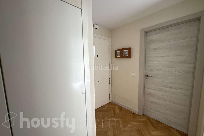 Foto bcb58c22-e7b0-43d5-8a7a-cd95b2bdd25f. Alquiler piso en calle la coruña . en Las Dehesillas-Vereda de los Estudiantes Leganés