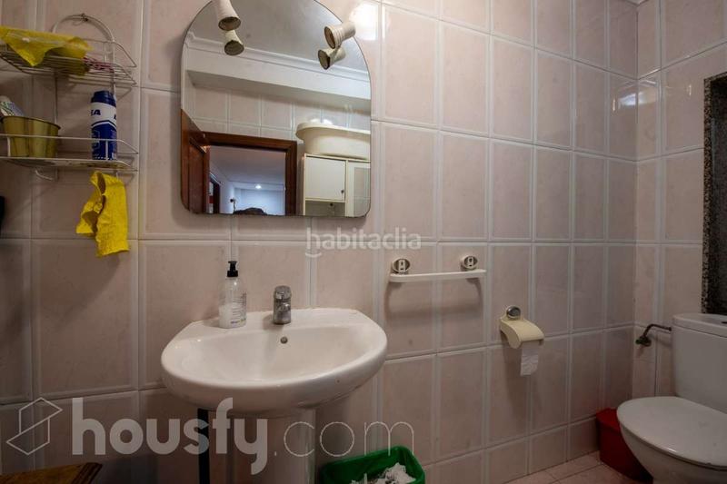 Foto d76f74ba-1294-4a07-a700-d7df3bd8f209. Appartement dans calle eduardo martínez torner . dans Oviedo