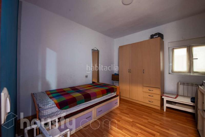 Foto 80c98f17-0383-489b-8c61-568e50b37839. Flat in calle eduardo martínez torner . in El Cristo Oviedo