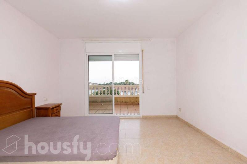 Foto 41afcc5a-828d-4fc1-acc4-f548cfe9d257. Casa en cl de les gardenies . en Platja de Mont-roig Mont-roig del Camp