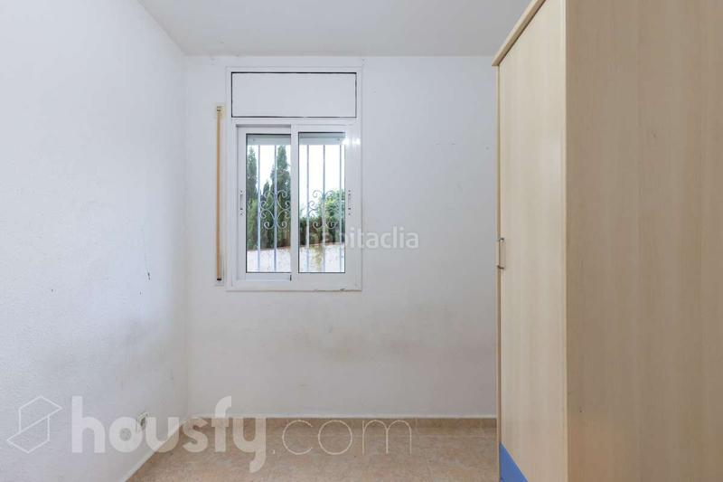 Foto 506592e8-5514-4de2-9431-25dde7fea4f2. House in cl de les gardenies . in Platja de Mont-roig Mont-roig del Camp