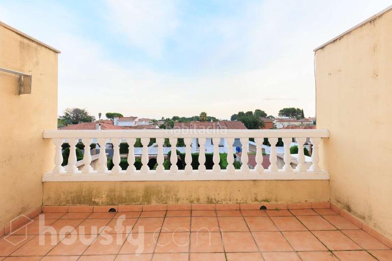 Foto 94bc0d91-9ef7-448f-b0a1-db7c405f2dc8. House in cl de les gardenies . in Platja de Mont-roig Mont-roig del Camp