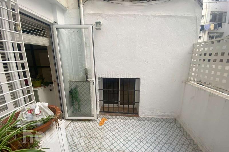 Foto 5d5868c0-f521-41de-bd5b-ade0c8d92c48. Rent flat in calle monzón . in sector sur - la palmera - reina mercedes Sevilla