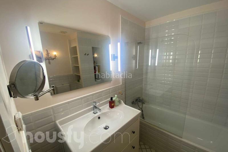 Foto 6617a23c-69c5-4aad-a885-db910307c4a9. Rent flat in calle monzón . in sector sur - la palmera - reina mercedes Sevilla