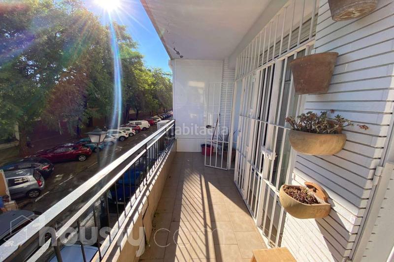 Foto 7506e996-a544-4cc6-81e1-6c1a4d3fbf55. Rent flat in calle monzón . in sector sur - la palmera - reina mercedes Sevilla