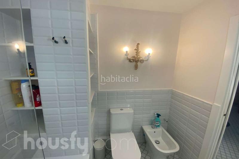 Foto 818ab5cc-d088-46b5-a032-f124d6717588. Rent flat in calle monzón . in sector sur - la palmera - reina mercedes Sevilla