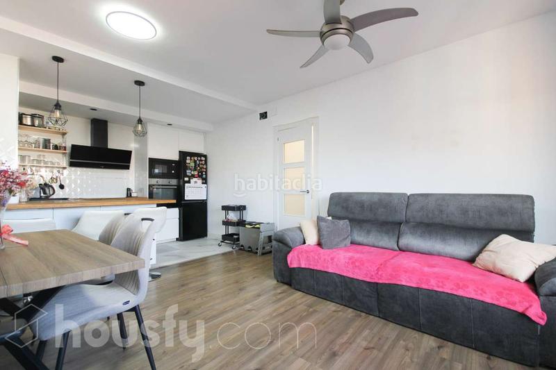 Foto 0b7d0790-5de2-4892-a83d-a8eae0272d83. Flat in cl madrazo de . in Can Rull Sabadell