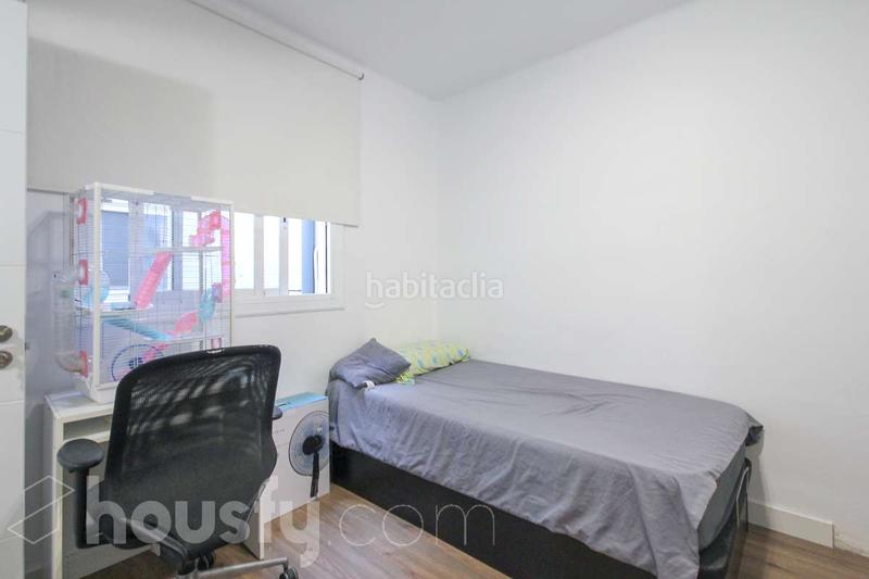 Foto 190a95ee-9009-49a1-88c7-fba1294b6a16. Flat in cl madrazo de . in Can Rull Sabadell