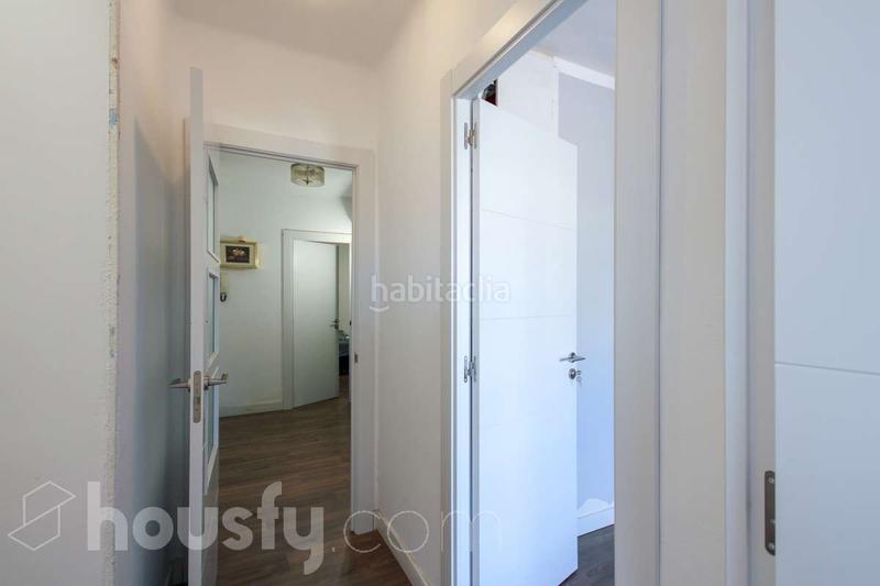 Foto cde084bc-be32-4938-83b4-9cf99332879a. Flat in cl madrazo de . in Can Rull Sabadell