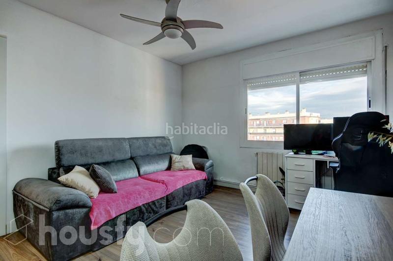 Foto dc8bfff2-096a-4ad1-bec7-f1e40902db51. Flat in cl madrazo de . in Can Rull Sabadell