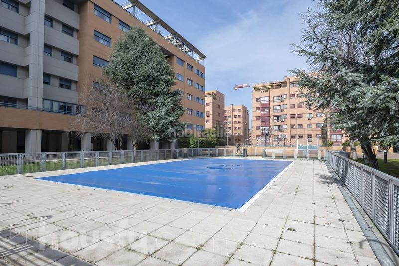 Foto 08bba3f2-ee14-49b3-bb90-b02f7117ef51. Affitto appartamento con riscaldamento piscina in Madrid