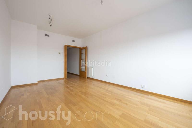 Foto 2e38fadf-b50c-439c-80ee-05694429e50d. Location appartement dans calle de albadalejo . dans Madrid