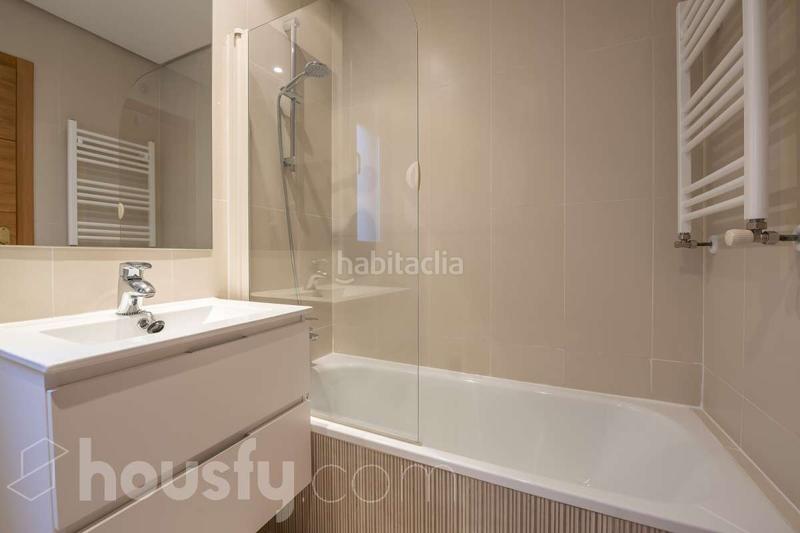 Foto dd4c75cd-c022-434c-86ad-d57c8d2305b6. Location appartement dans calle de albadalejo . dans Madrid