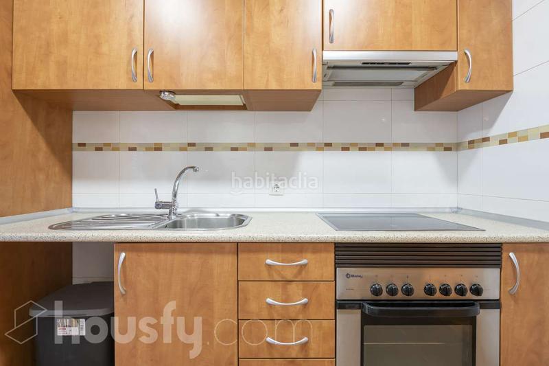 Foto 3c553ab6-ac8f-441a-bed7-b3890502d2ec. Rent flat with heating pool in Simancas Madrid