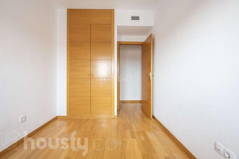 Foto 8adc9a14-7f93-4687-9632-33fb6641d292. Lloguer pis a calle de albadalejo . a Simancas Madrid