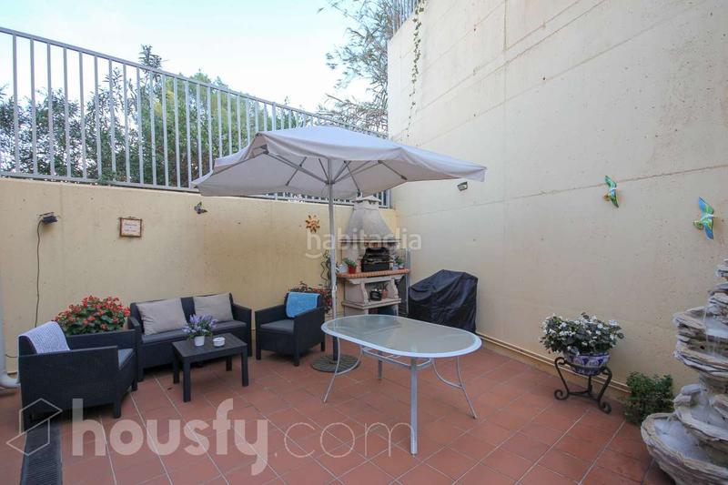 Foto 16227cca-07f6-47d0-b2c8-8d4f9532c380. Casa pareada en cl pere rovira . en Sant Andreu de la Barca