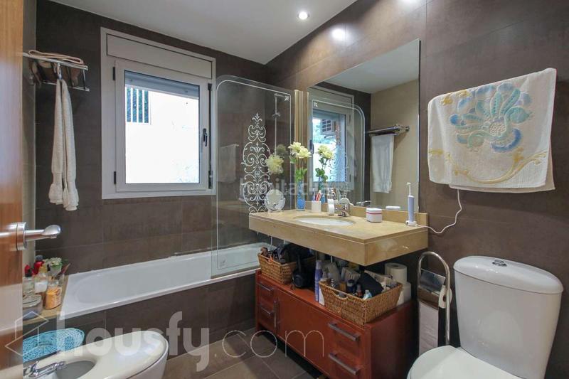 Foto 1f063922-3ede-4c74-b920-13d0e1852891. Casa pareada en cl pere rovira . en Sant Andreu de la Barca