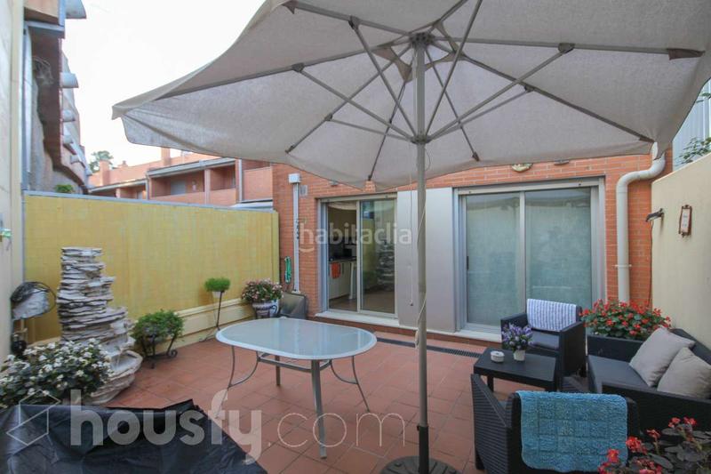 Foto 680677a1-6afb-439f-96da-70b4d8b989d3. Casa pareada en cl pere rovira . en Sant Andreu de la Barca