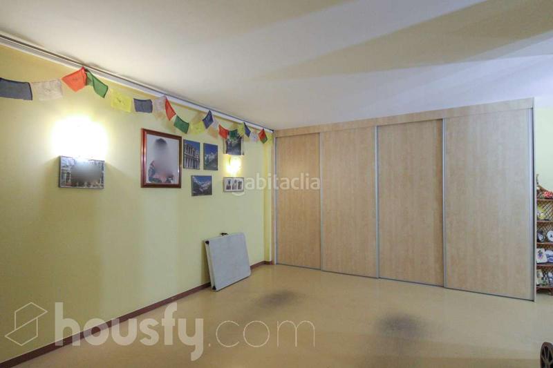 Foto b261cc5f-4984-4994-bbd1-1b0b0fbf7979. Casa pareada en cl pere rovira . en Sant Andreu de la Barca