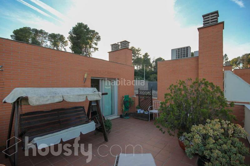 Foto ed58ae57-2f8e-4191-a9da-2280fa7531ce. Casa pareada en cl pere rovira . en Sant Andreu de la Barca