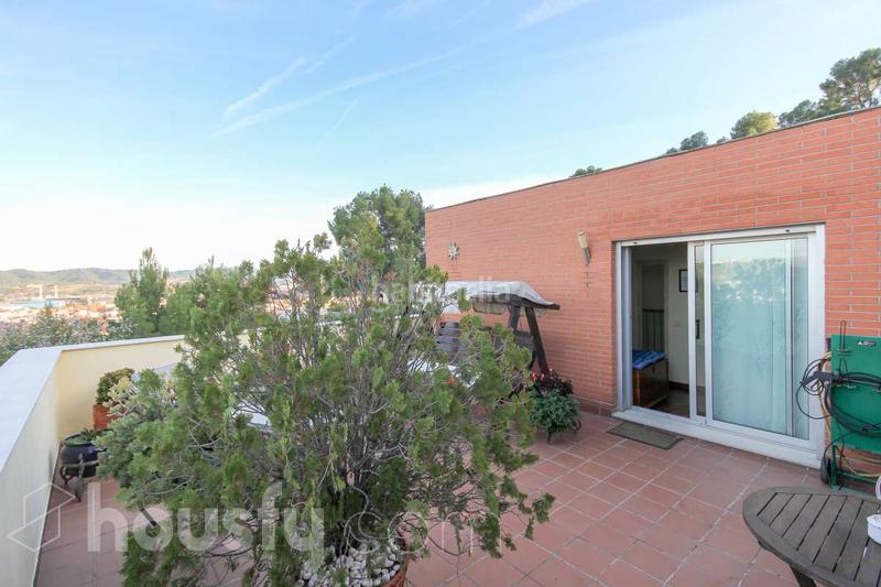 Foto f19ff103-46fc-4358-b3b8-ba255cbcf66a. Casa pareada en cl pere rovira . en Sant Andreu de la Barca