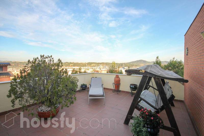 Foto fd90ee74-5a9b-4c7b-b5cd-836851be8263. Casa pareada en cl pere rovira . en Sant Andreu de la Barca