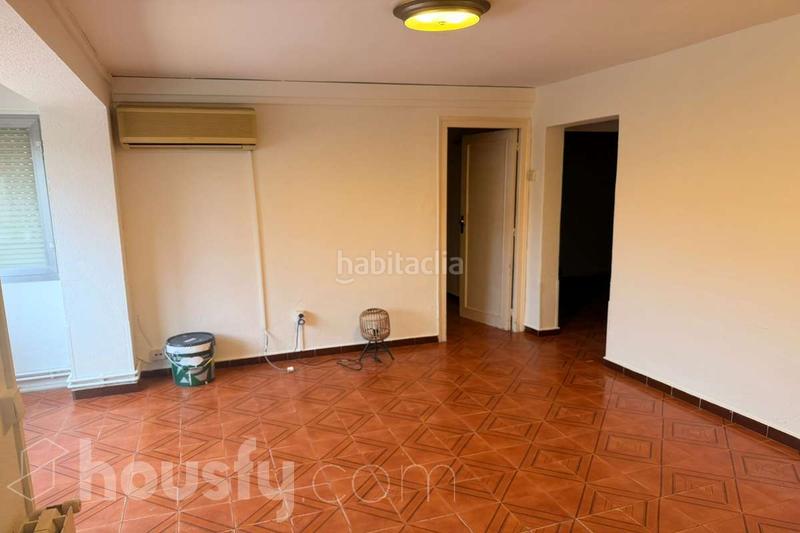 Foto f731bce2-cc34-4540-bbc0-b09eaa240fdc. Miete etagenwohnung in polígon merinals . in Els Merinals Sabadell